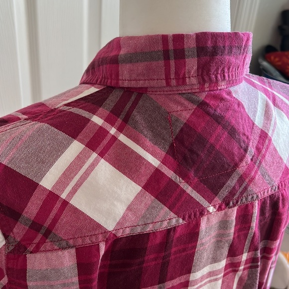 Aeropostale Pink Flannel Size Large - Picture 5 of 6